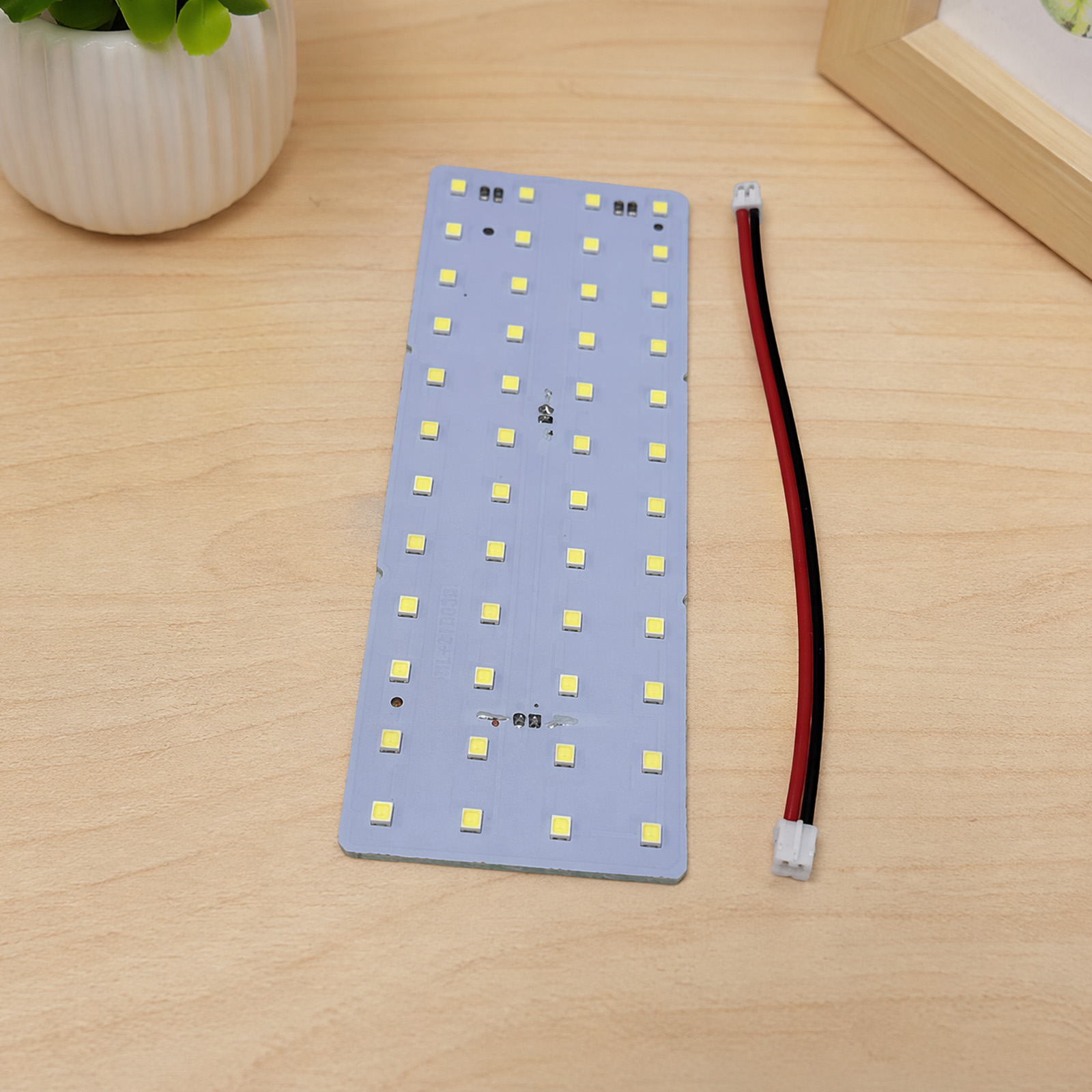 Bambu Lab製3Dプリントレリーフライトパネル、USB - 3D Printing Bambu Lab のレビューと価格